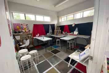 Retail or Office – Quiet Royal Oak Space