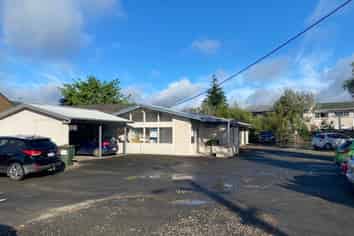 Shakespeare Road Opportunity - Many Options Here!