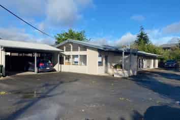 Shakespeare Road Opportunity - Many Options Here!