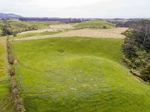 229 Hurford Road, Omata