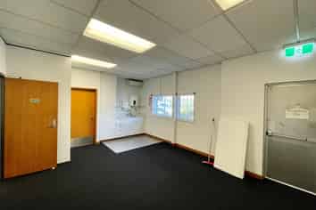 Large Retail in Milford