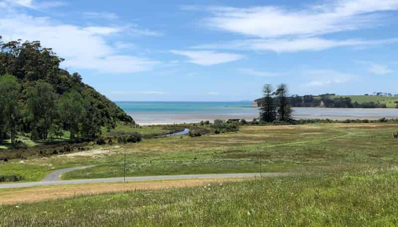 21 Hurihuri Road (Weiti Bay), Okura