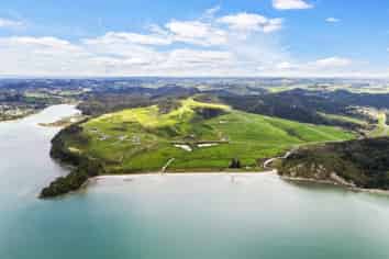 21 Hurihuri Road (Weiti Bay), Okura