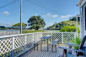 56 Mahanga Road, Pataua