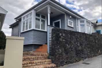 Villa on College Hill for Lease