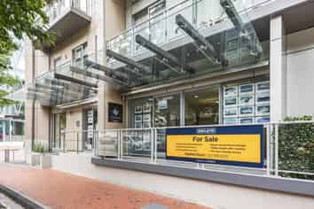 High profile office / retail investment