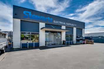 Calling All Trade Retailers