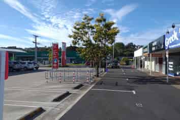 RETAIL EXPOSURE TO THE MAX