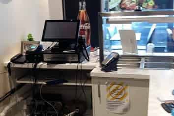 Be Part of the Busy Oak Junction!