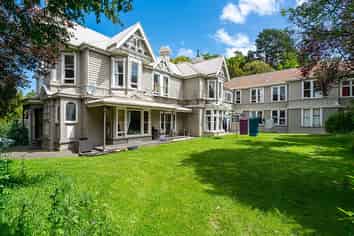 9 Alva Street, Dunedin Central