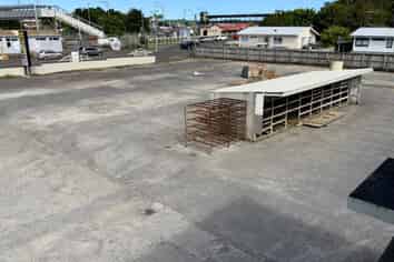 Yard / Storage / Office