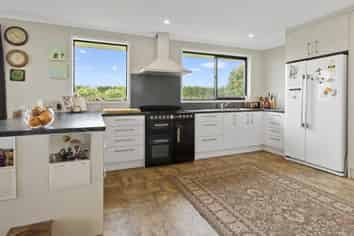 365 Fraser Road, Rosewill