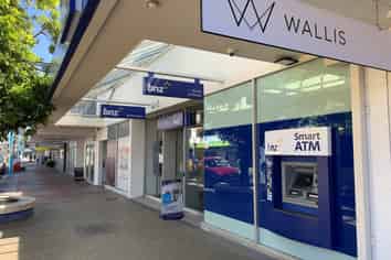 BIG AND BOLD DOWNTOWN THE MOUNT