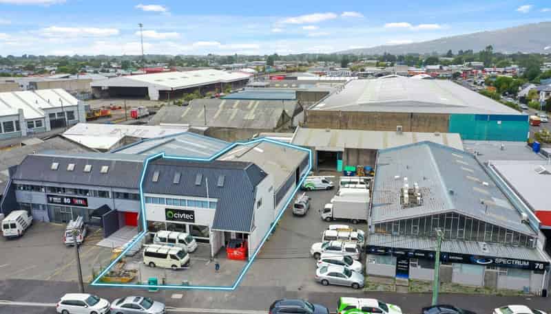 78 Thackeray Street, Waltham