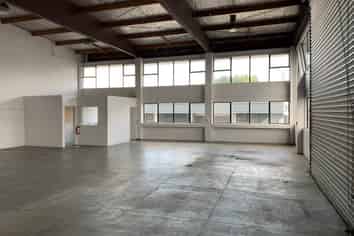 STODDARD ROAD STUNNER