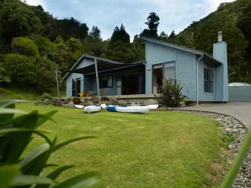 139 Te Mahoe Road, Mokau
