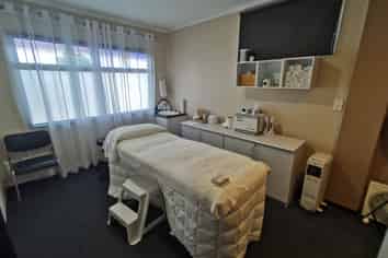 High profile retail/office space