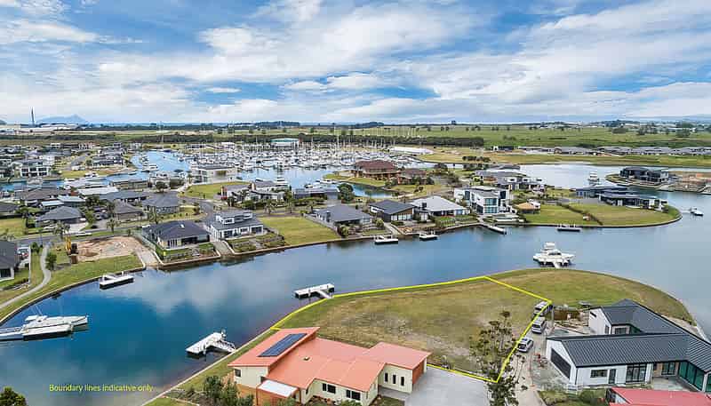 19 Stace Hopper Dr, One Tree Point