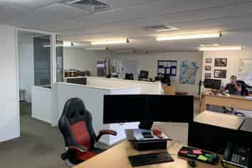 High Profile Showroom / Office