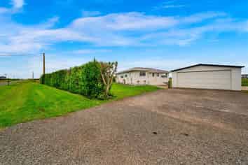 435 Manawapou Road, Hawera