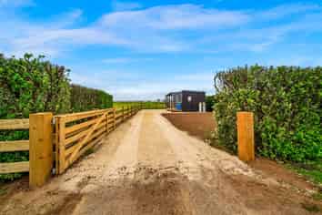 435 Manawapou Road, Hawera