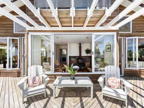 16 La Trobe Track, Karekare