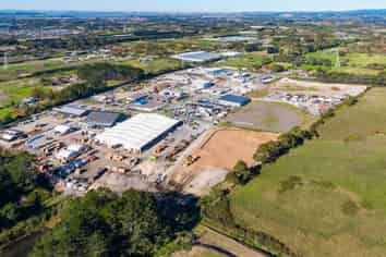 Riverhead Proposed yards approx. 4090m²