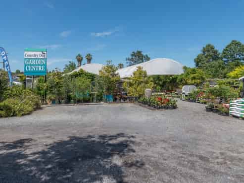 Country Dog Garden Centre 