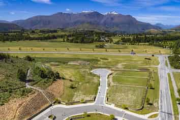 Stage 2 Linksgate on Manse Road, Arrowtown