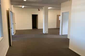 250M² ONEHUNGA OFFICE