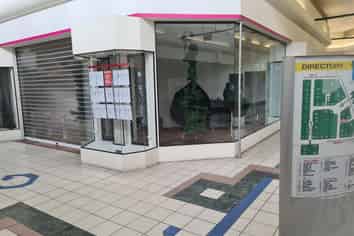 Internal Corner Retail