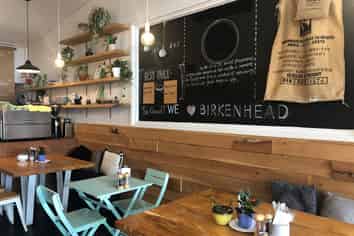 Urgent Sale! North Shore Cafe Weekly Rent $630+GST