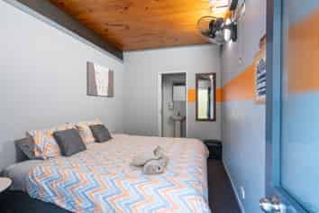 Prime location just 100m from Taupo CBD