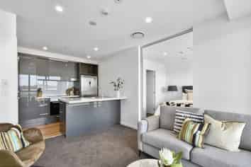 1006/8 Lakewood Court, Manukau