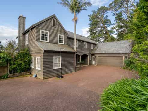 Lifestyle oasis or subdivision play