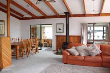 5 Bill Nolan Place, Mahia Beach, Mahia