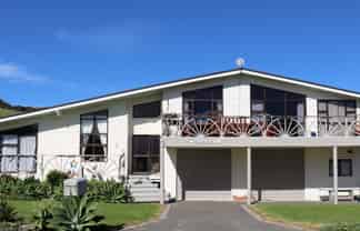 5 Bill Nolan Place, Mahia Beach, Mahia