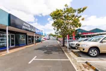 Fantastic Retail Frontage