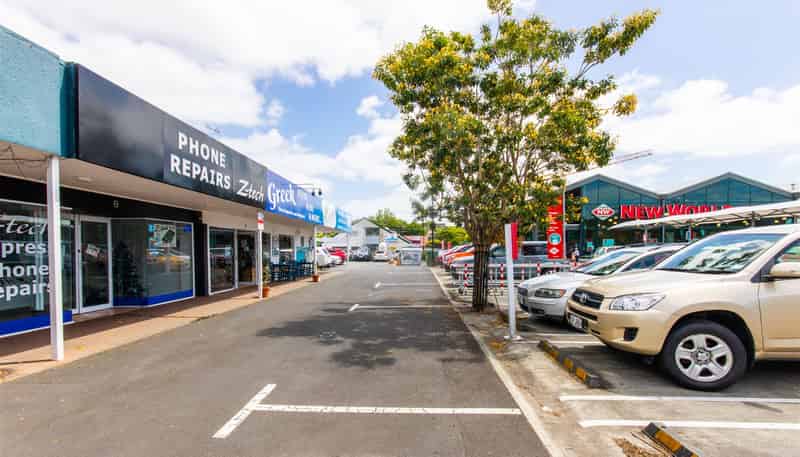 8/25-27 Anzac Road, Browns Bay