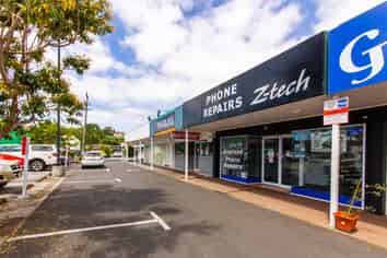 Fantastic Retail Frontage