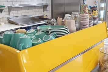 Eatery With Rent Only $260 p/w