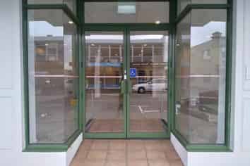 Prime corner site available from 140.8-332m2