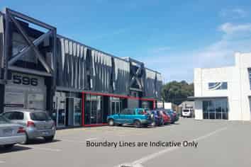 High visibility retail