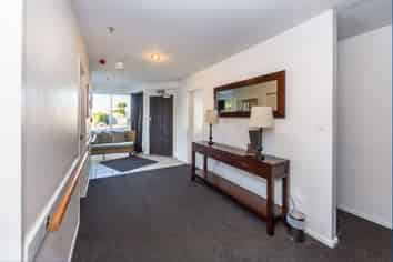 9 Straven Road, Riccarton