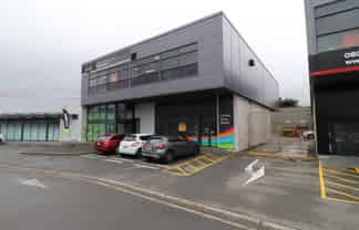 Quality, Modern, and Affordable office / showroom