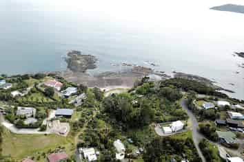 56 Powells Road, Cable Bay