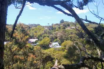 237 Ocean View Road, Oneroa