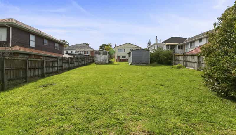 17 Staveley Avenue, Mount Roskill