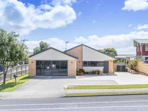 61 Horsham Downs Road, Rototuna North