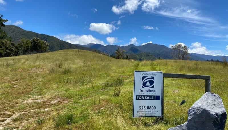 1075 Takaka Valley Highway, 